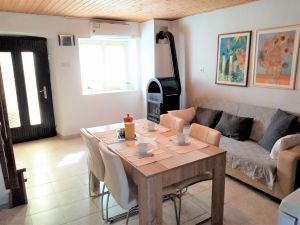 Bild 25: Ferienhaus Sabina mit zwei Ferienwohnungen und Pool