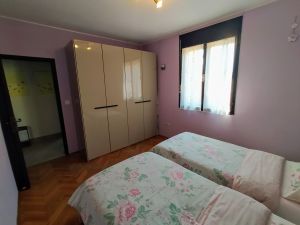 Bild 19: Ferienhaus Sabina mit zwei Ferienwohnungen und Pool