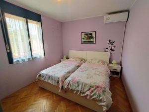 Bild 17: Ferienhaus Sabina mit zwei Ferienwohnungen und Pool