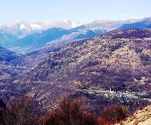 Blick ins Tal nach Westen - Bild 2: Ferienhaus Cá Árbul (Valle Cannobina in Italien/Lago Maggiore)