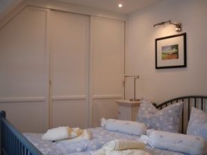 mit wertvollen Tischlereinbauten.. - Bild 10: 5-Sterne Landhaus unter Reet + ggf. mit 85 m/2 Fitness-/Wellnessbereich