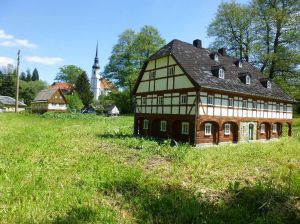 Freilicht-Umgebindehaus-Ausstellung mit größter Dorfkirche Deutschlands - Bild 14: Ferienzimmer im schönsten Tal der Oberlausitz, in der Cunewalder Obermühle