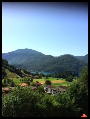 Bild 18: Ferienhaus Regina mit eingezäunten Garten und Seeblick
