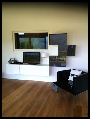 Bild 7: Ferienhaus Regina mit eingezäunten Garten und Seeblick