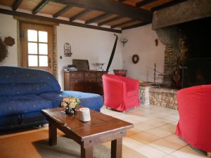 Bild 5: Maison Biemont, normannisches Natursteinhaus 16. Jahrhundert, Kamin