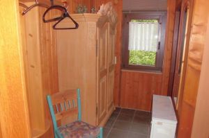 Kleiderschrank - Bild 6: Wunderbare Wanderbasis für Hund und Mensch: Ferienhaus Frenkhausen