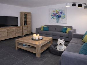 4 strandnahe Ferienwohnungen in Juliusruh - Bild 5: EG Ferienwohnung 80 m zum Strand in Juliusruh, 9 km Sandstrand