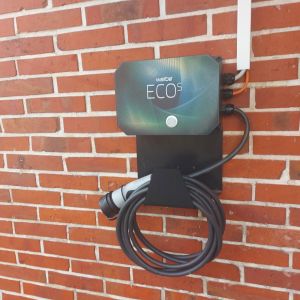 Eine der beiden Wallboxen mit Typ 2 - Stecker - Bild 3: Ferienwohnung Bahnkolk I in Norddeich