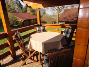 Blickrichtung Stamsried von der Terrasse (Haus 23) aus. - Bild 8: Urlaub im Blockhaus - Ruhe und Natur für Mensch und Hund