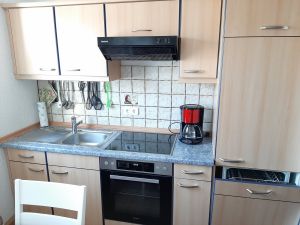 Geschirrspüler (45 cm) Kühlschrank mit Gefrierfach - Bild 26: Ferienhaus Degenhardt - Im Urlaub und doch zu Hause