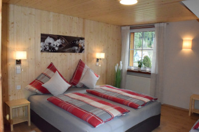 Bild: Familienfreundliche FeWo Waldblick mit Kaminofen und zwei Schlafzimmer