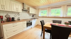 top Ausstattung mit modernen Geräten - Bild 9: exklusive FeWo Waldblick, 2 Schlafzimmer, Elektrokamin, Garten