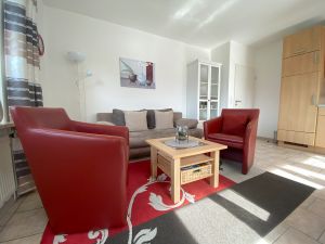 Bild 1: Norddeich EG-Ferienwohnung-3 Personen+Hund, 2 Schlafz. Fahrräder strandnah