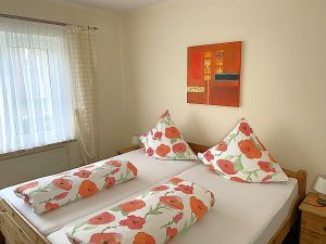 Bild 12: Norddeich EG-Ferienwohnung-3 Personen+Hund, 2 Schlafz. Fahrräder strandnah