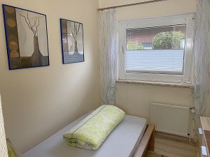 Bild 17: Norddeich EG-Ferienwohnung-3 Personen+Hund, 2 Schlafz. Fahrräder strandnah