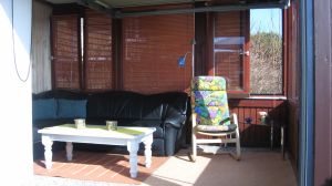 Der Wintergarten ist direkt an die Terrasse angeschlossen und bietet bei jedem Wetter eine tolle zusätzliche Sitzgelegenheit. Natürlich auch mit Blick auf das Meer. - Bild 5: Ostsee bei Grömitz, Lübecker Bucht, Meersicht, Hunde willkommen