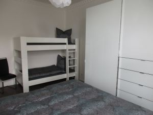 Großes Doppelbett und Etagenbett - Bild 10: EG FEWO in Göhren 200m zum Strand, Terrasse, WLAN!!