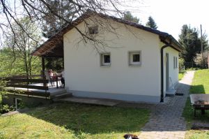 Bild 9: Ferienhaus Sam, Schwäbische Alb, Hunde willkommen, 1200qm Garten