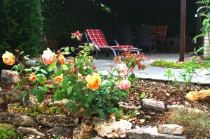 Bild 2: Ferienhaus Gabriela mit eingezäunten Garten und privatem Swimmingpool