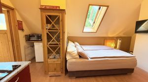 Bild 16: gemütliches DG Einraum Apartment Tannenwipfel mit Infrarotsauna