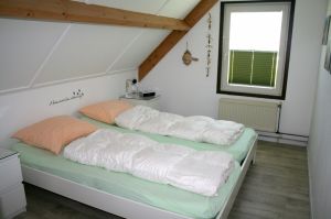 Bild 9: FH Sheltiehouse mit eingezäunten Garten + strandnah! Hunde willkommen