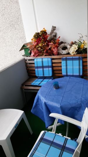 Da die Wohnung nach Osten ausgerichtet ist, können Sie im Sommer dort wunderbar frühstücken. - Bild 12: Koch-Harzferien mit Kind, Hund incl. Internet Hahnenklee für 3 Pers.