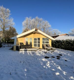 Winterimpressionen - Bild 1: Dänisches Ferienhaus am Naturstrand mit Kamin & Sauna***Hunde willkommen***