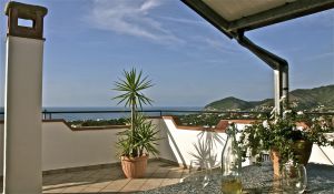 Bild 8: Dachterrassenwohnung mit Meerblick an der Cilentoküste in Süditalien