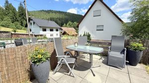 Bild 36: Wellness Ferienhaus Schwarzwaldhaus Zwink Enzklösterle Sauna BBQ Garten