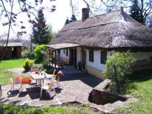 Bild 2: Reethaus Habur am Balaton