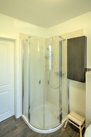 Bild 6: Großzügige FeWo mit Terrasse, Kamin, Sauna, WLAN, Kinderspielplatz