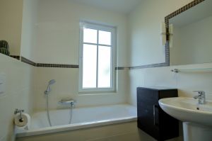 Bild 7: Großzügige FeWo mit Terrasse, Kamin, Sauna, WLAN, Kinderspielplatz