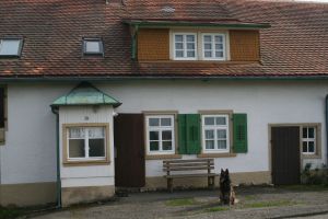 Bild 13: Haus Sonnenwinkel im Schwarzwald mit eingezäunten Garten