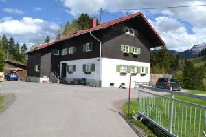 Bild 4: Ferienwohnung Mika, nur mit Hund, Haus Christl Cranz in Steibis im Allgäu