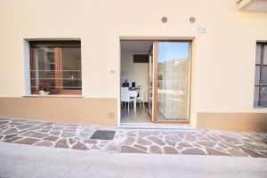 Bild 1: Nette FEWO in Cassone/ Malcesine 2/1 Personen