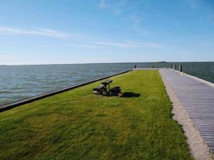 Bild 11: Landhaus am Teich - Ferienwohnung rot - Saaler Bodden - Ostsee