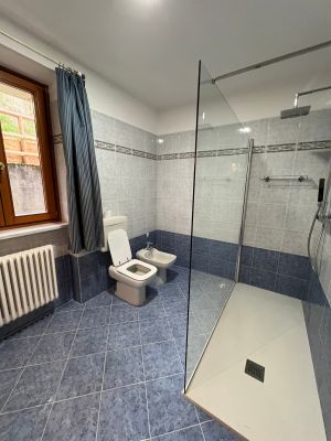 Bild 6: Ferienwohnung Valentina mit eingezäunte Terrasse am Ledrosee