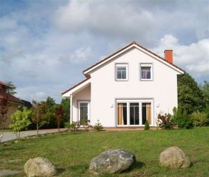 Bild 1: Nordsee-Ferienhaus "BellaNorda" mit eingezäunten Garten. Hunde willkommen