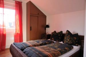 Bild 4: Nordsee-Ferienhaus "BellaNorda" mit eingezäunten Garten. Hunde willkommen