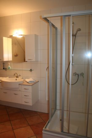 Bild 7: Nordsee-Ferienhaus "BellaNorda" mit eingezäunten Garten. Hunde willkommen