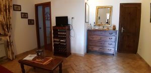 Bild 5: alleinstehendes Chalet DIREKT am Bolsenasee mit eingezäunten Garten