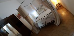 Bild 6: alleinstehendes Chalet DIREKT am Bolsenasee mit eingezäunten Garten