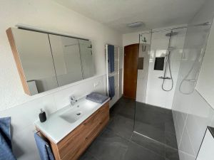 Bild 11: Große Ferienwohnung mit 3 Schlafzimmern und Sonnenterrasse