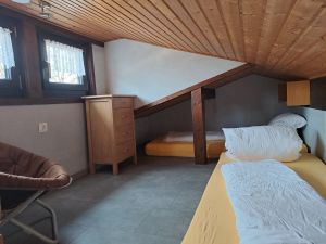 Die Kojen sind geeignet für Kinder ab 5 Jahren - Bild 2: Ferienhaus Meiß Öfingen