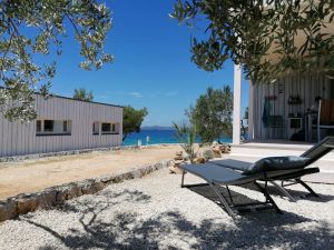 Bild 23: Camp Buqez - Beachvilla Stella No. 30 - mit Whirlpool