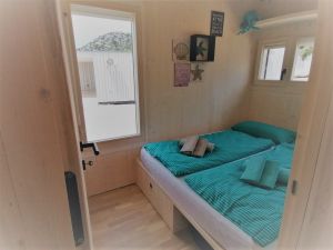 Bild 16: Camp Buqez - Beachvilla Stella No. 30 - mit Whirlpool