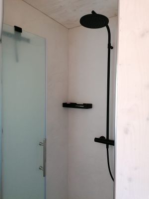 Bild 9: Camp Buqez - Beachvilla Stella No. 30 - mit Whirlpool