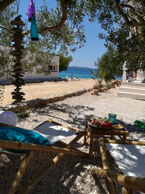 Bild 12: Camp Buqez - Beachvilla Stella No. 30 - mit Whirlpool