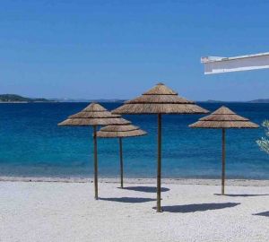 Bild 17: Camp Buqez - Beachvilla Stella No. 30 - mit Whirlpool