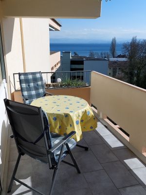 mit Markise - Bild 9: Ferienwohnung Müller in Immenstaad - mit wunderschönem See- und Alpenblick